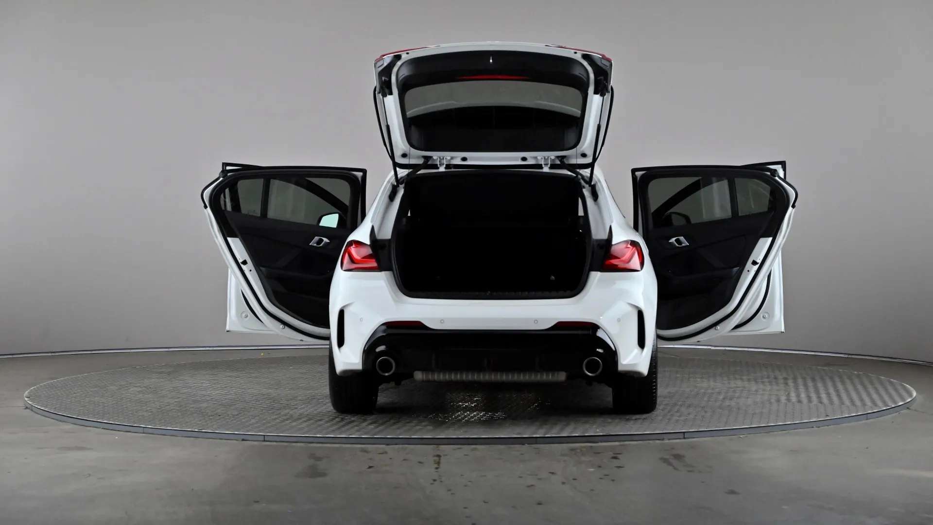 2022 BMW 1 SERIES 2022 BMW 1 SERIES