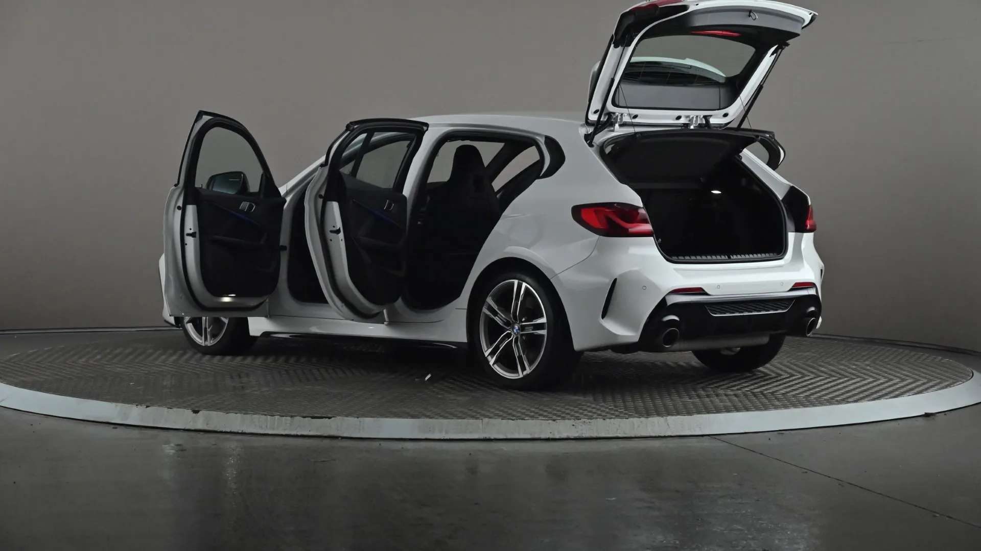 2022 BMW 1 SERIES 2022 BMW 1 SERIES