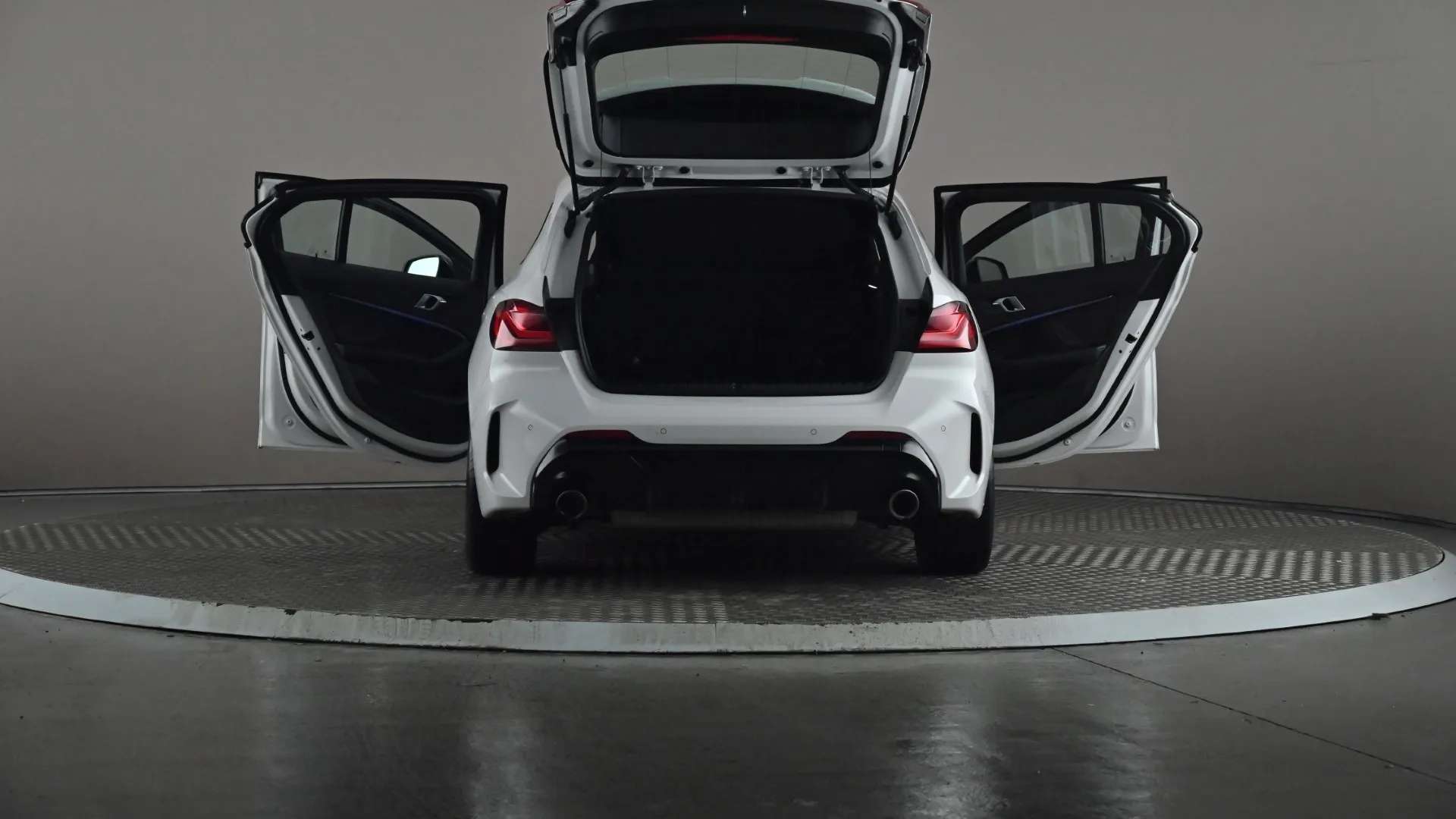 2022 BMW 1 SERIES 2022 BMW 1 SERIES