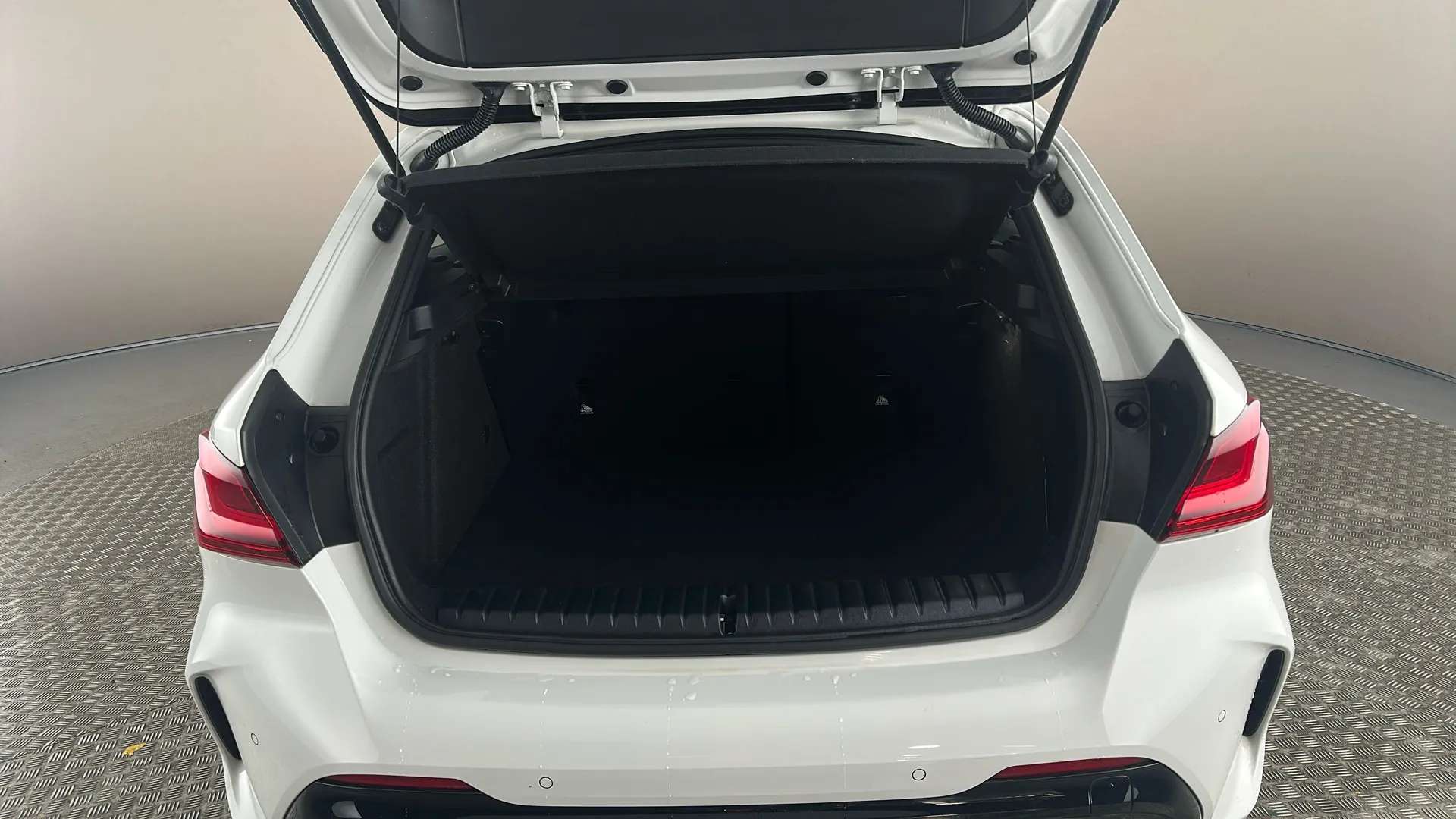 2022 BMW 1 SERIES 2022 BMW 1 SERIES