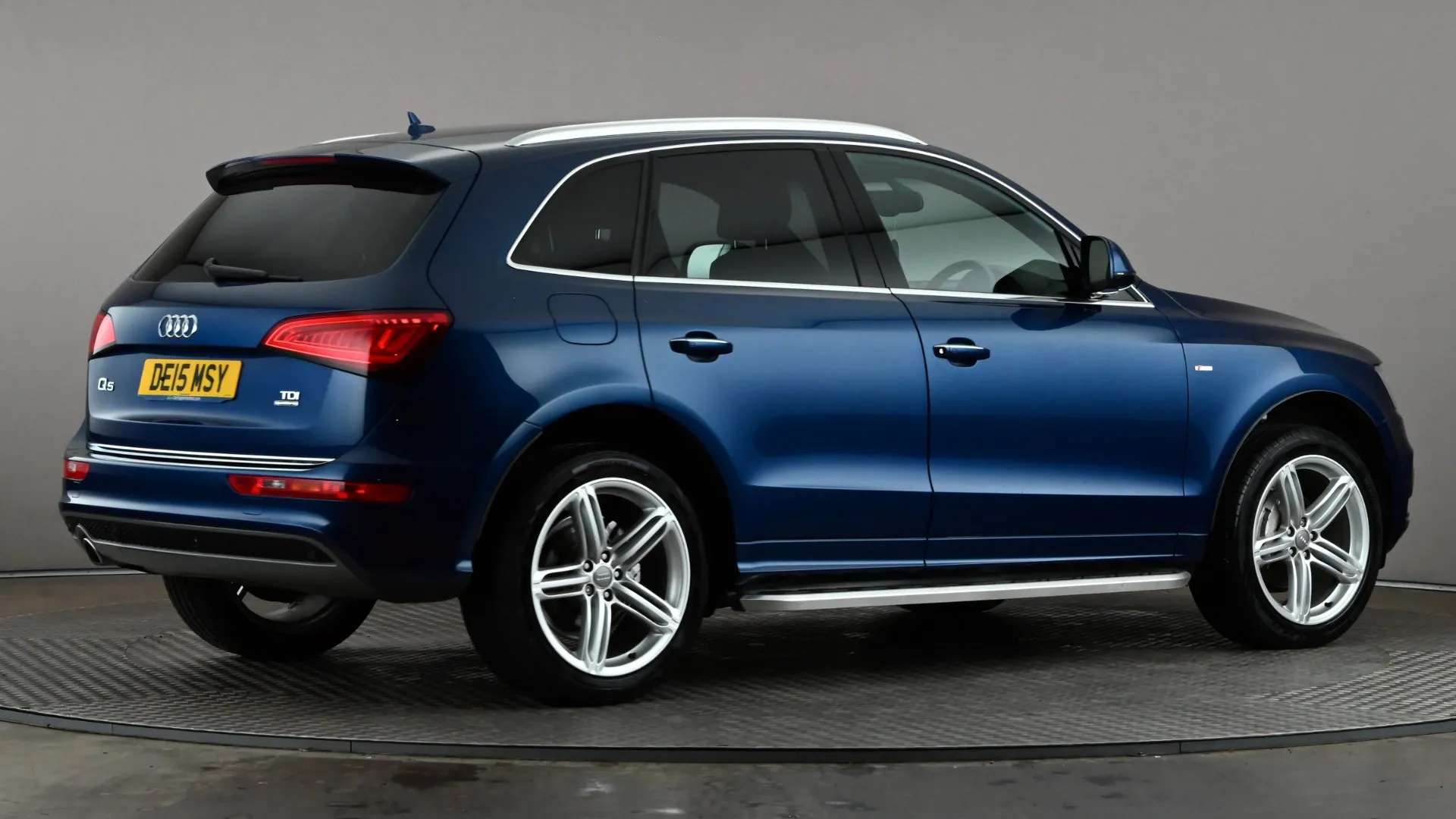2015 AUDI Q5 2015 AUDI Q5