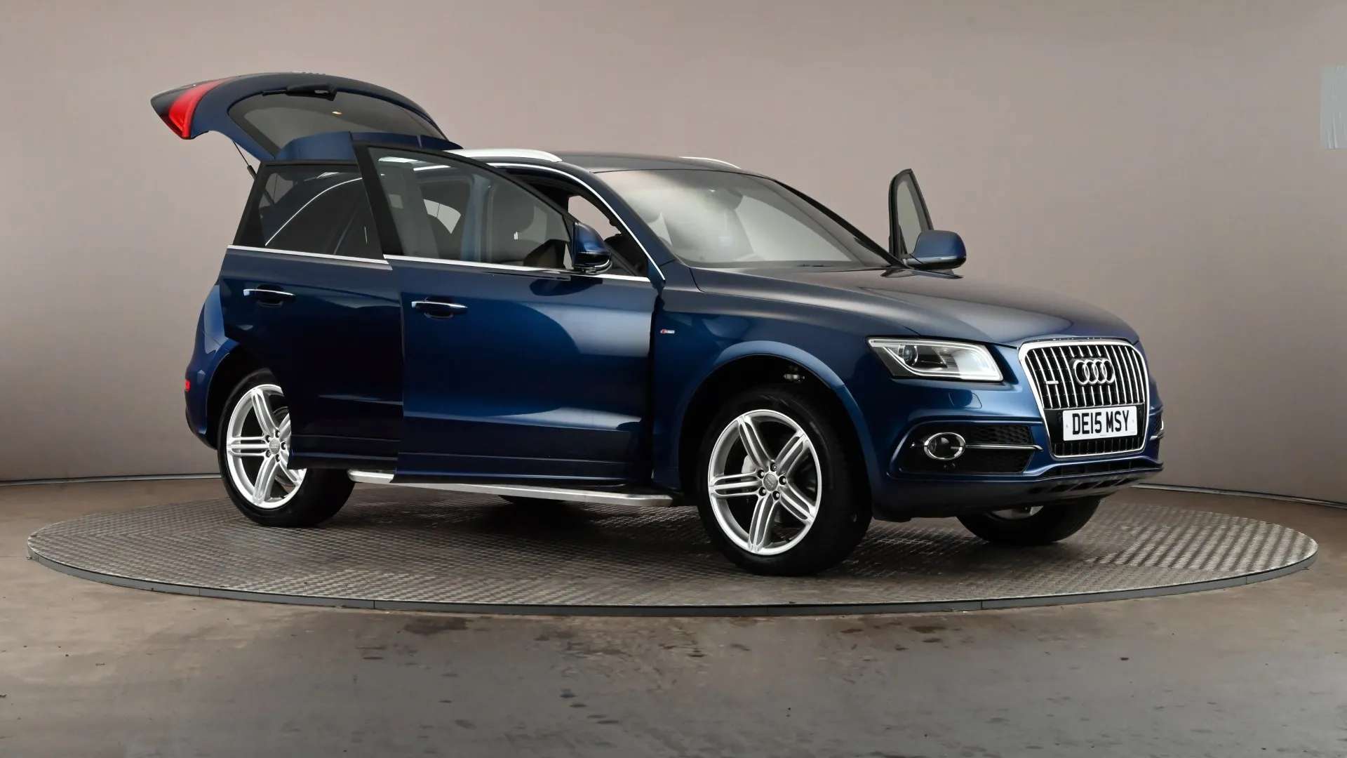 2015 AUDI Q5 2015 AUDI Q5
