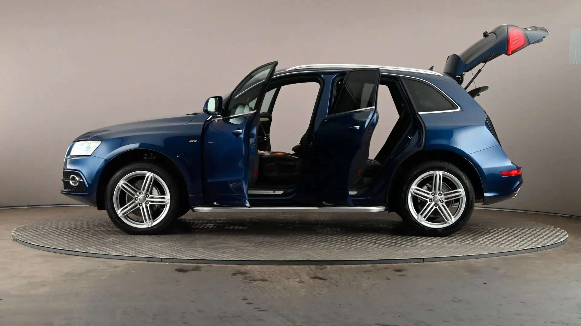 2015 AUDI Q5 2015 AUDI Q5