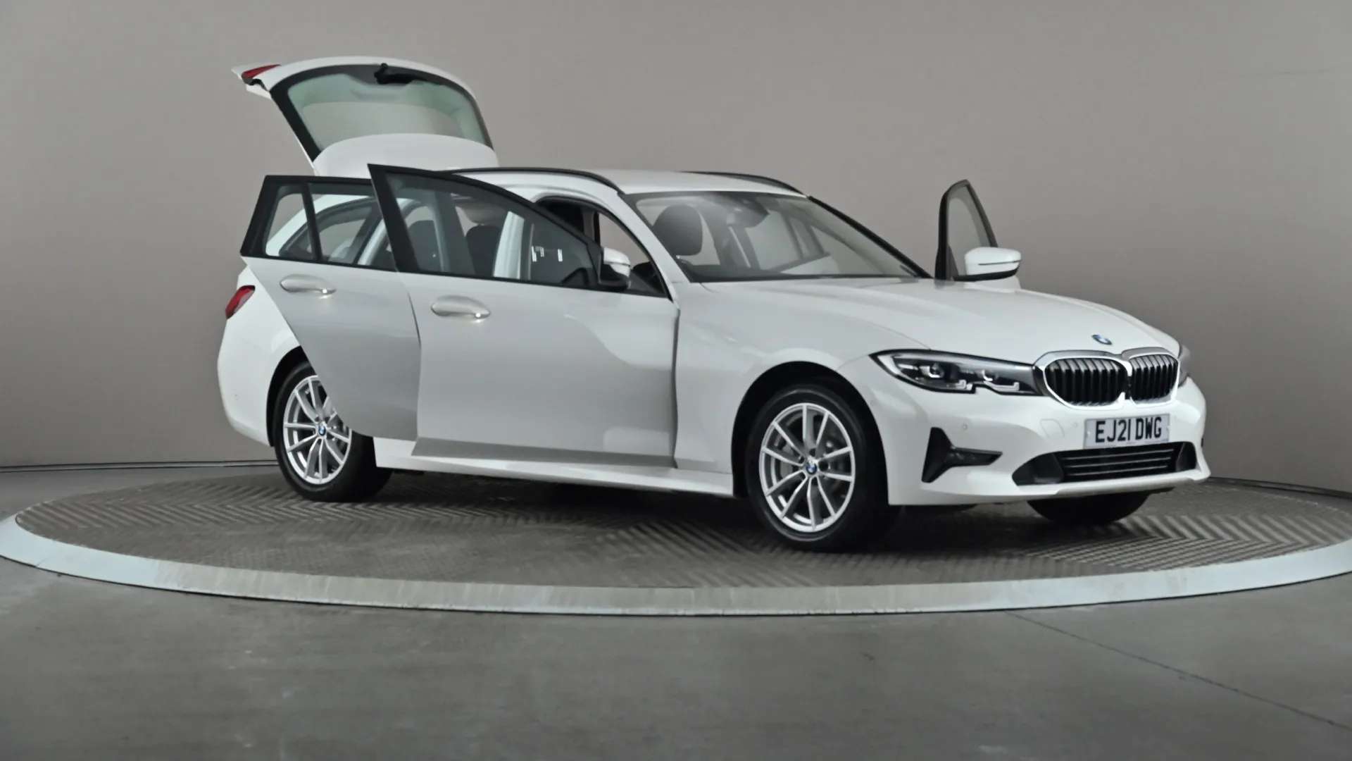 2021 BMW 3 SERIES TOURING 2021 BMW 3 SERIES TOURING