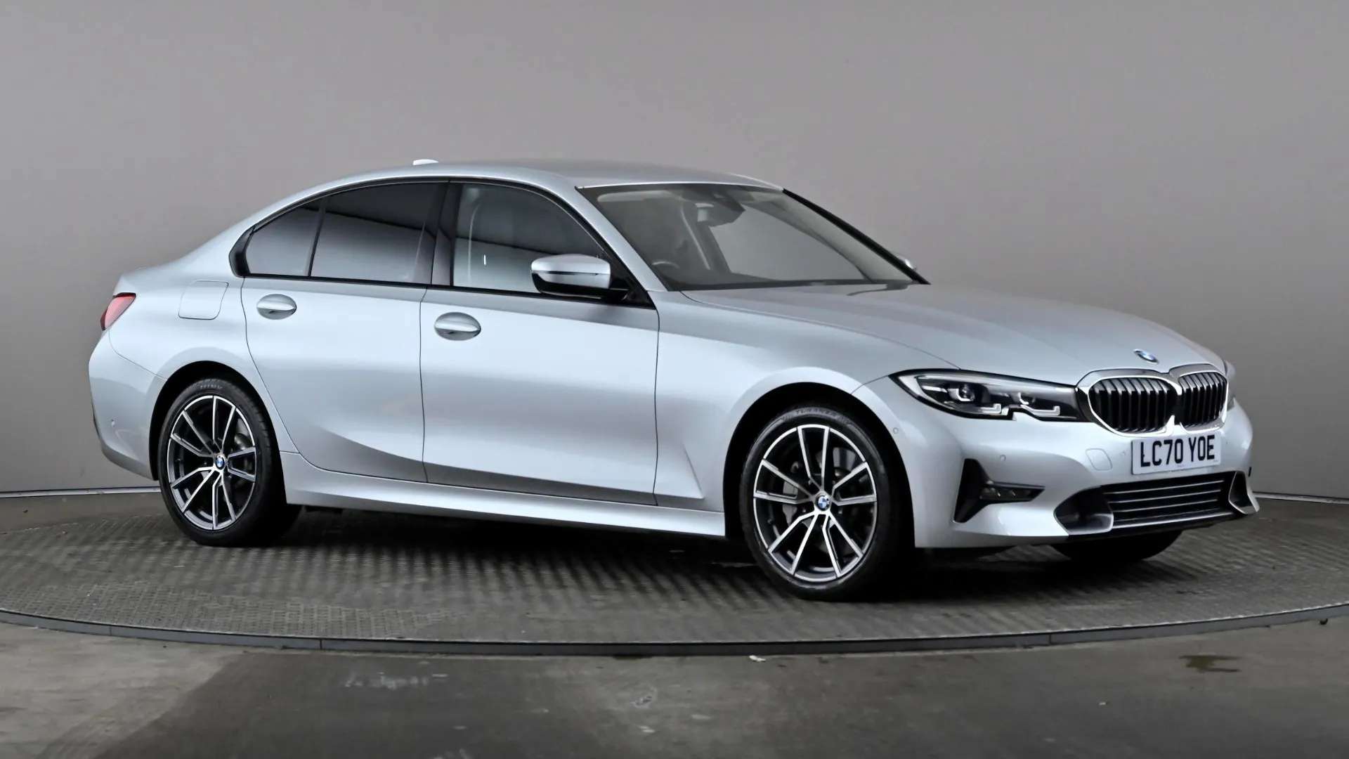 A 2021 BMW 3 SERIES 330e Sport Pro Step Auto A 2021 BMW 3 SERIES 330e Sport Pro Step Auto