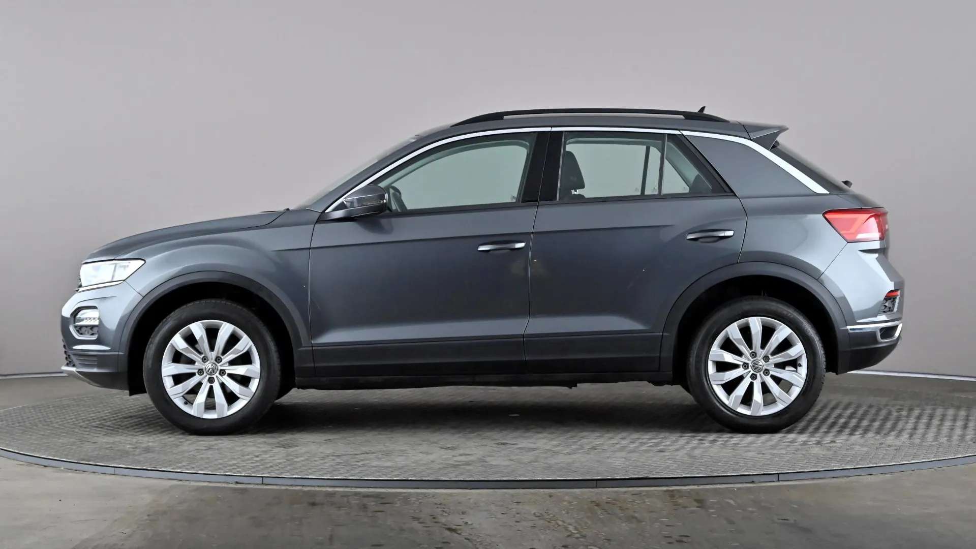 A 2020 VOLKSWAGEN T-ROC 1.0 TSI SE A 2020 VOLKSWAGEN T-ROC 1.0 TSI SE