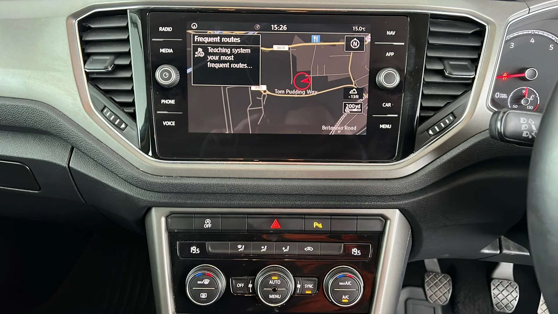 2020 VOLKSWAGEN T-ROC 2020 VOLKSWAGEN T-ROC