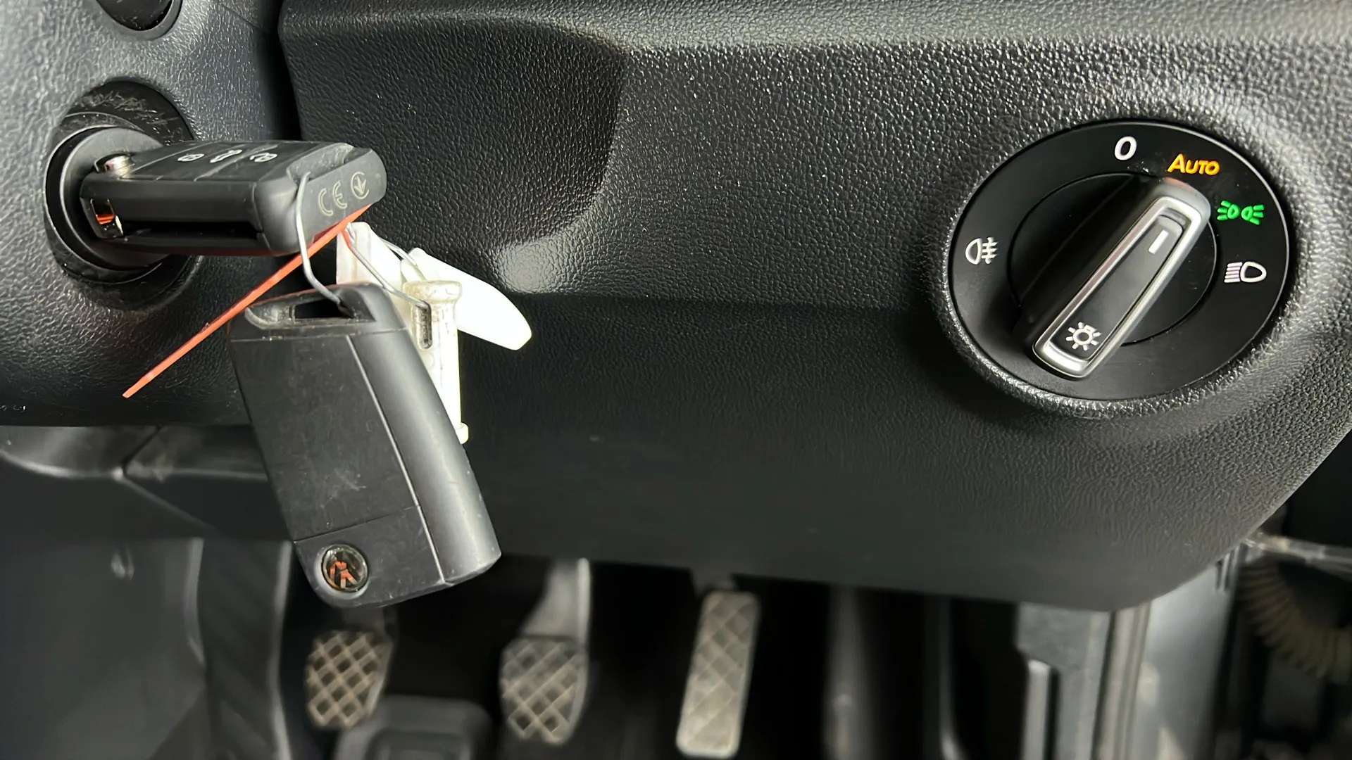 2020 VOLKSWAGEN T-ROC 2020 VOLKSWAGEN T-ROC