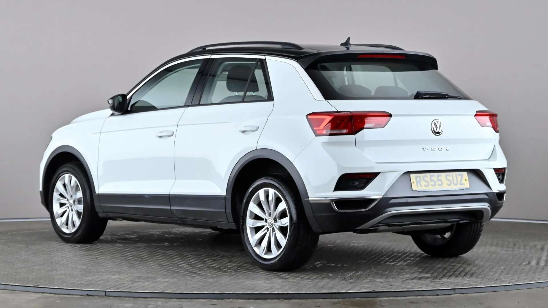 A 2020 VOLKSWAGEN T-ROC 1.0 TSI SE A 2020 VOLKSWAGEN T-ROC 1.0 TSI SE