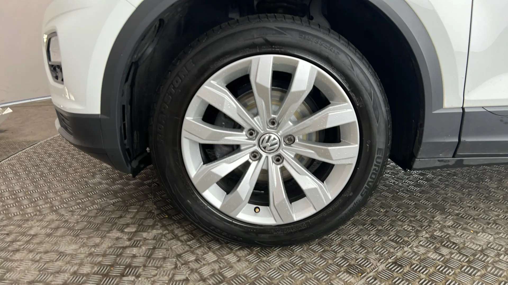 2020 VOLKSWAGEN T-ROC 2020 VOLKSWAGEN T-ROC