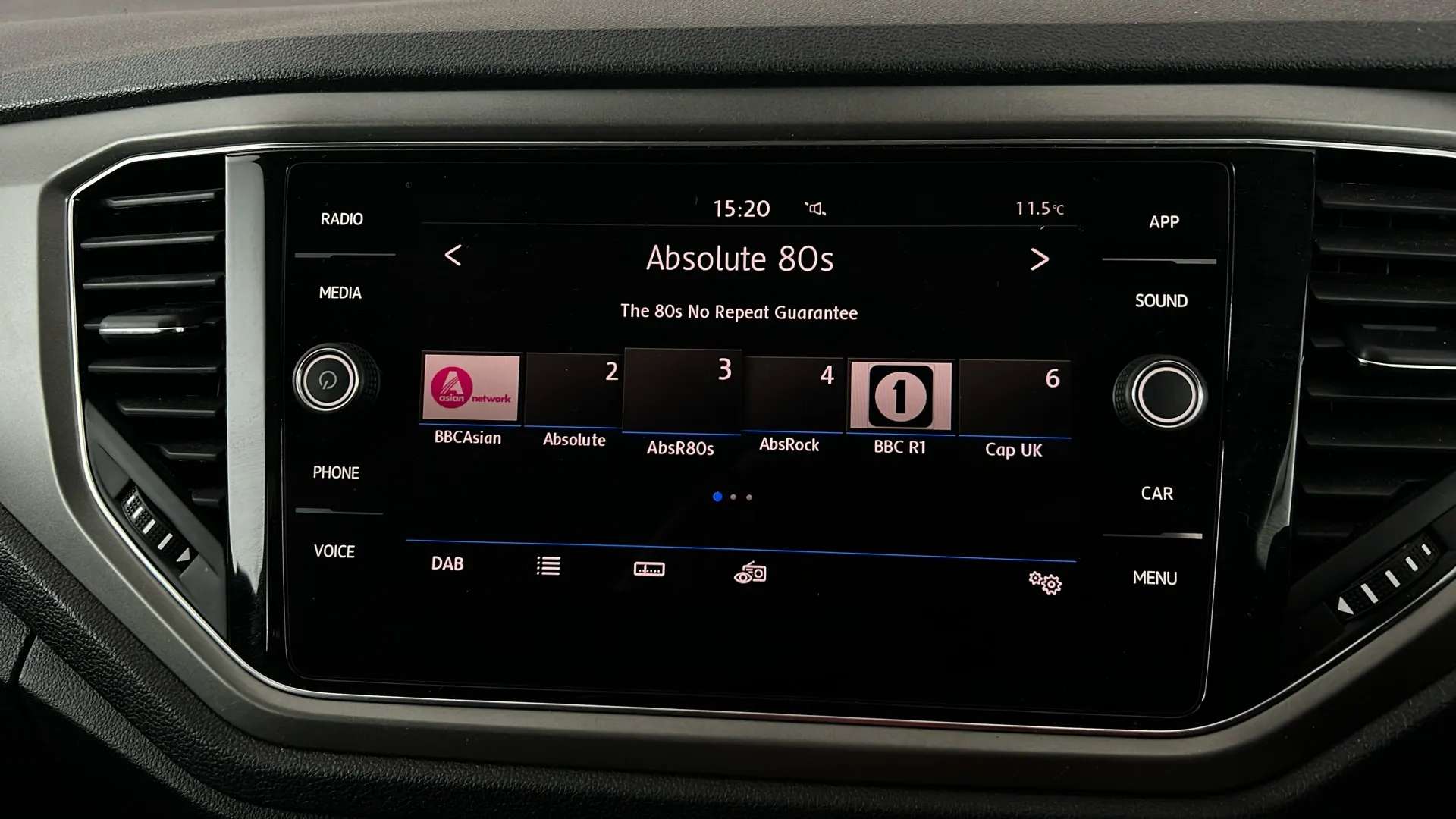 2020 VOLKSWAGEN T-ROC 2020 VOLKSWAGEN T-ROC