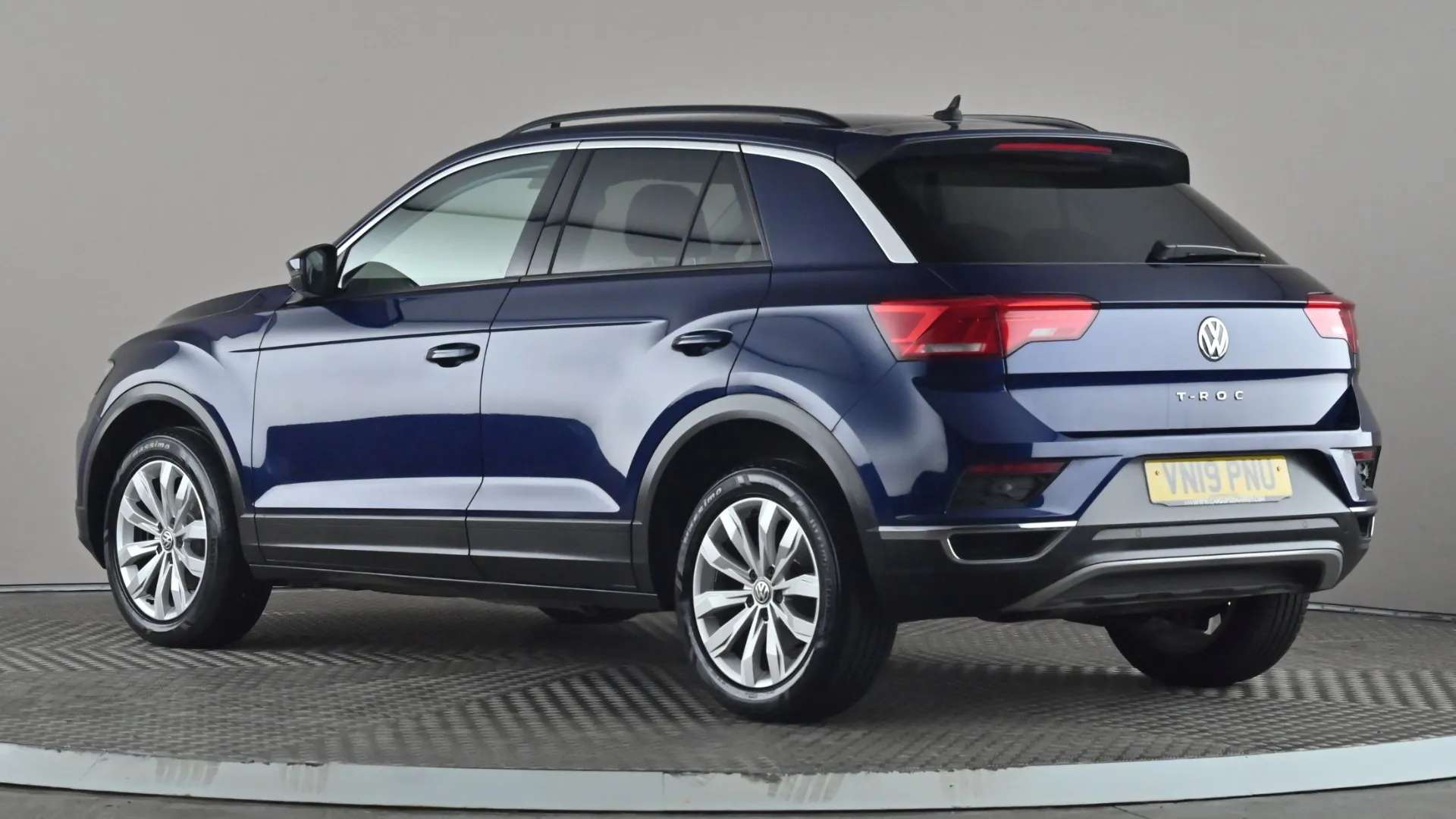 A 2019 VOLKSWAGEN T-ROC 1.0 TSI SE A 2019 VOLKSWAGEN T-ROC 1.0 TSI SE