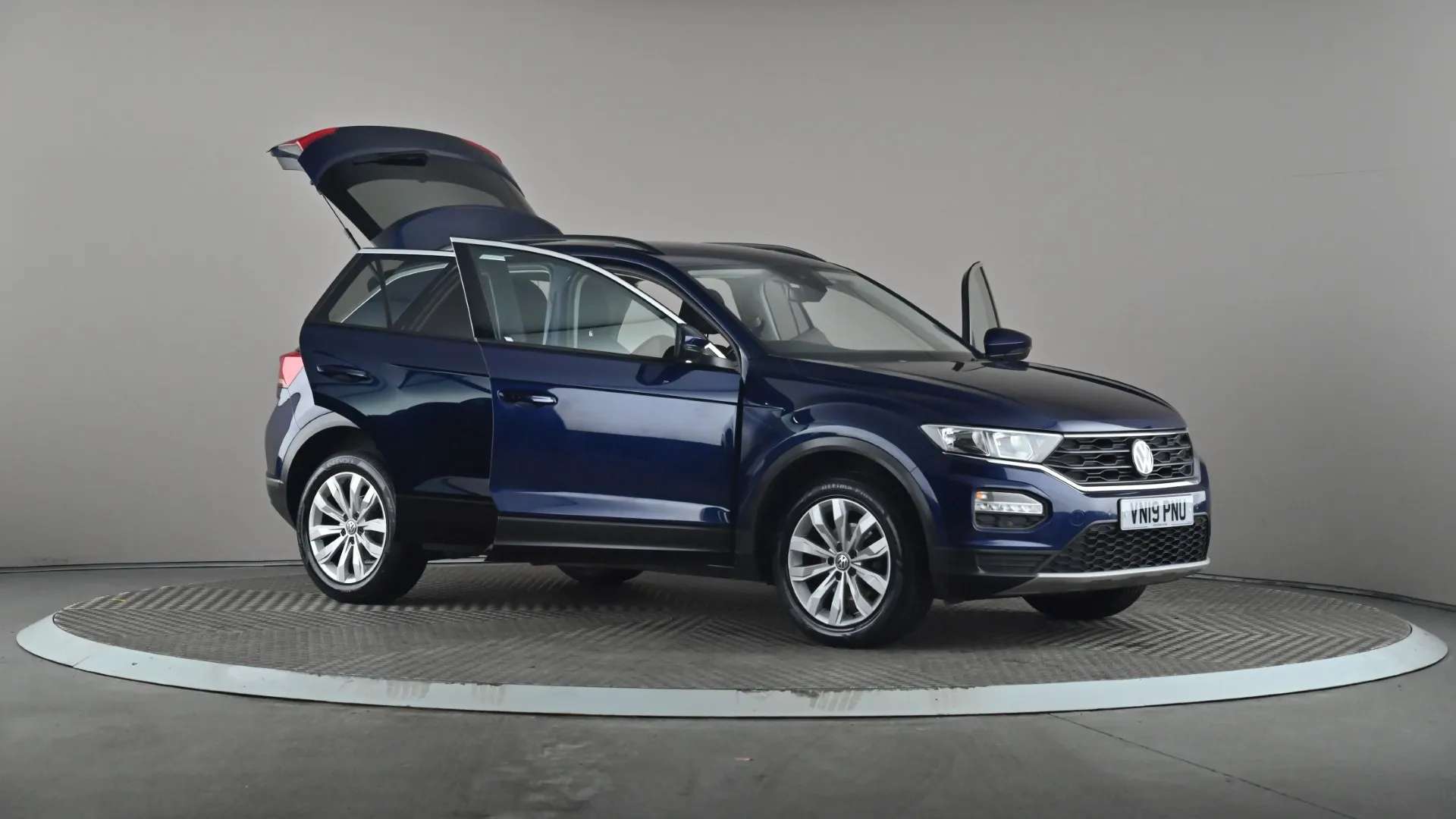 2019 VOLKSWAGEN T-ROC 2019 VOLKSWAGEN T-ROC