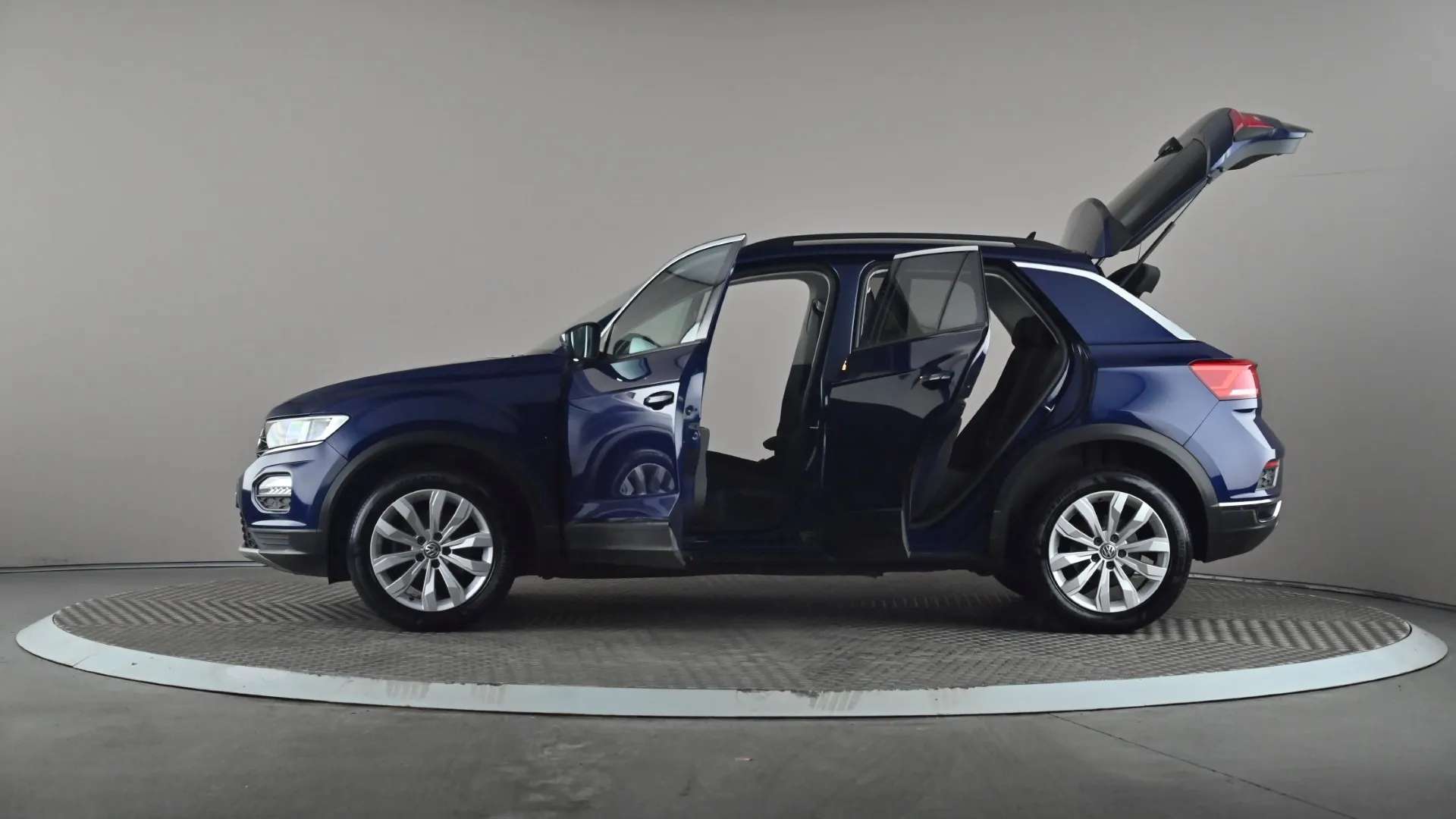 2019 VOLKSWAGEN T-ROC 2019 VOLKSWAGEN T-ROC