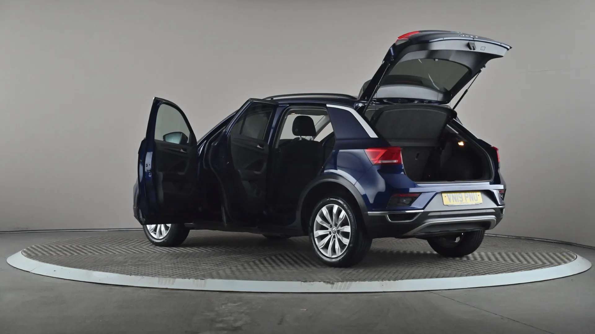 2019 VOLKSWAGEN T-ROC 2019 VOLKSWAGEN T-ROC