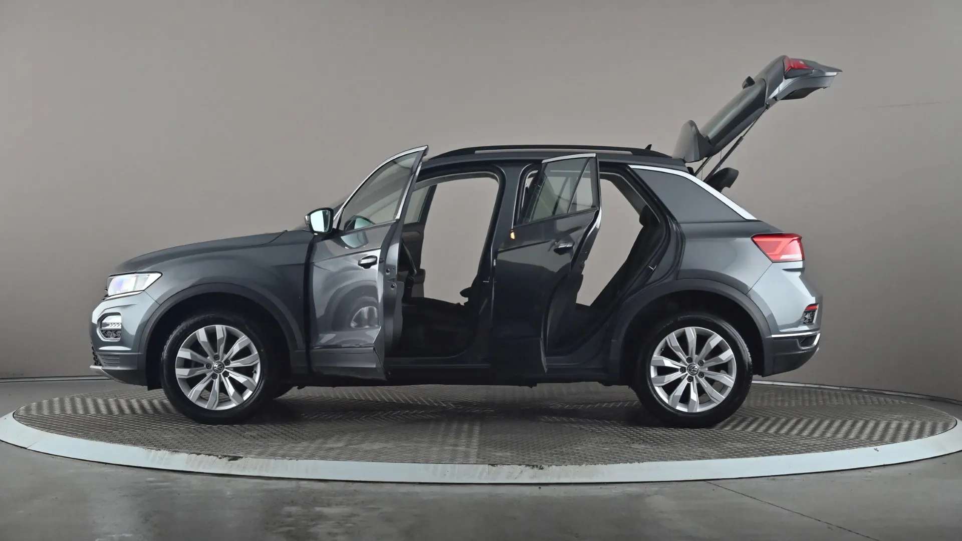 2020 VOLKSWAGEN T-ROC 2020 VOLKSWAGEN T-ROC