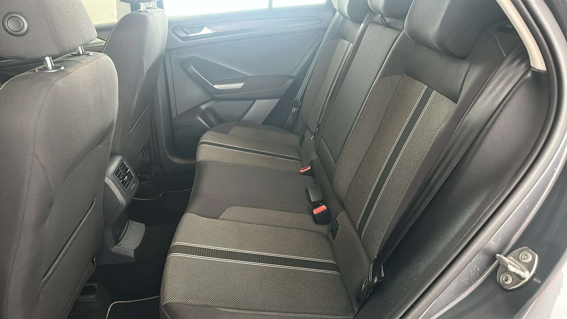 2020 VOLKSWAGEN T-ROC 2020 VOLKSWAGEN T-ROC