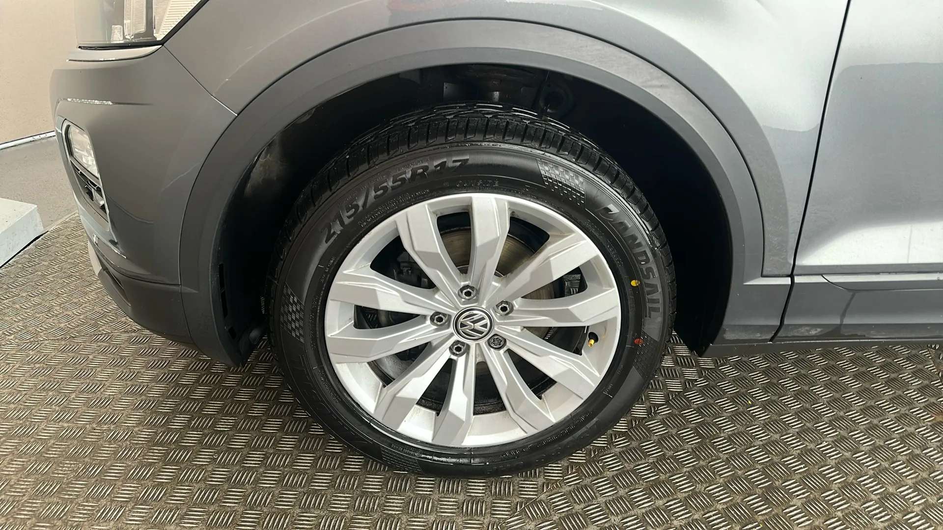 2020 VOLKSWAGEN T-ROC 2020 VOLKSWAGEN T-ROC