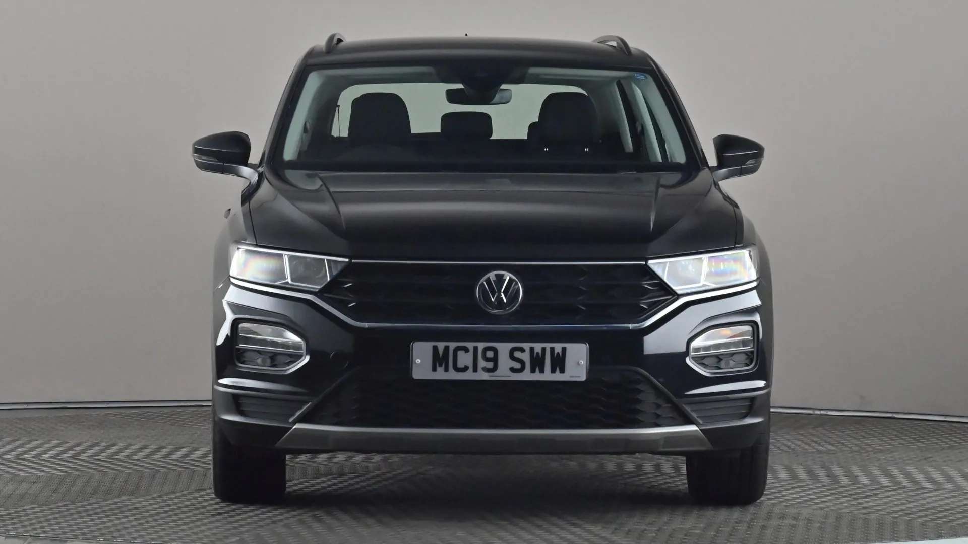 A 2019 VOLKSWAGEN T-ROC 1.6 TDI SE A 2019 VOLKSWAGEN T-ROC 1.6 TDI SE