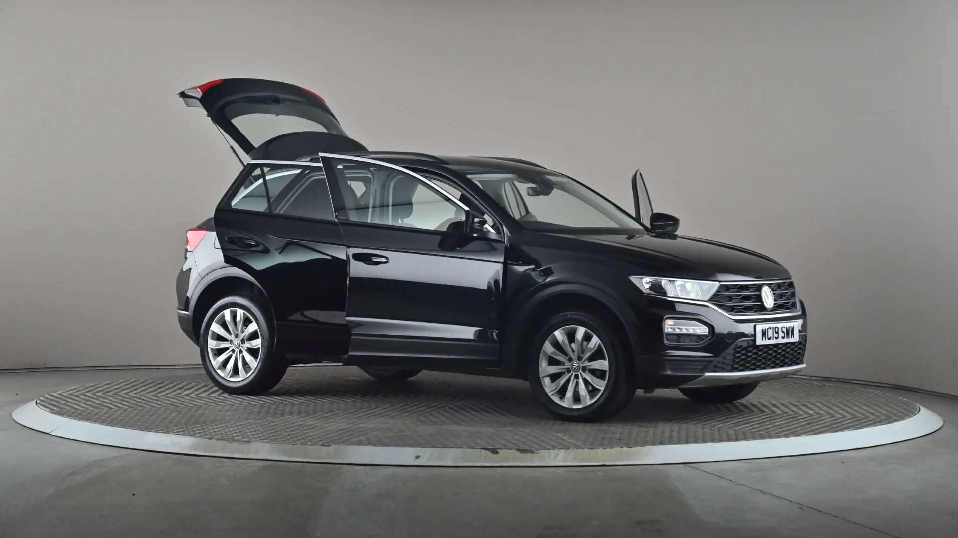 2019 VOLKSWAGEN T-ROC 2019 VOLKSWAGEN T-ROC
