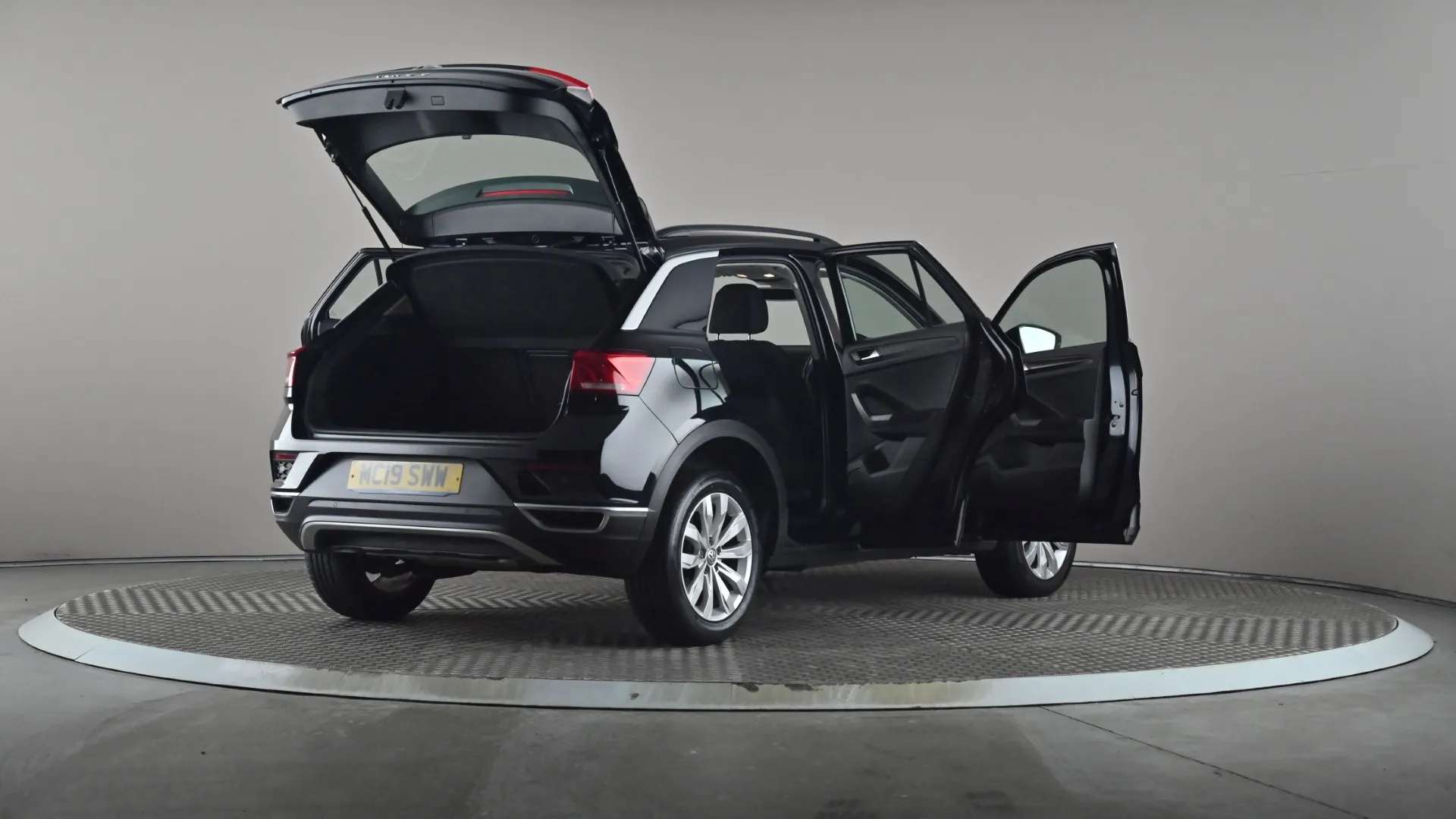 2019 VOLKSWAGEN T-ROC 2019 VOLKSWAGEN T-ROC