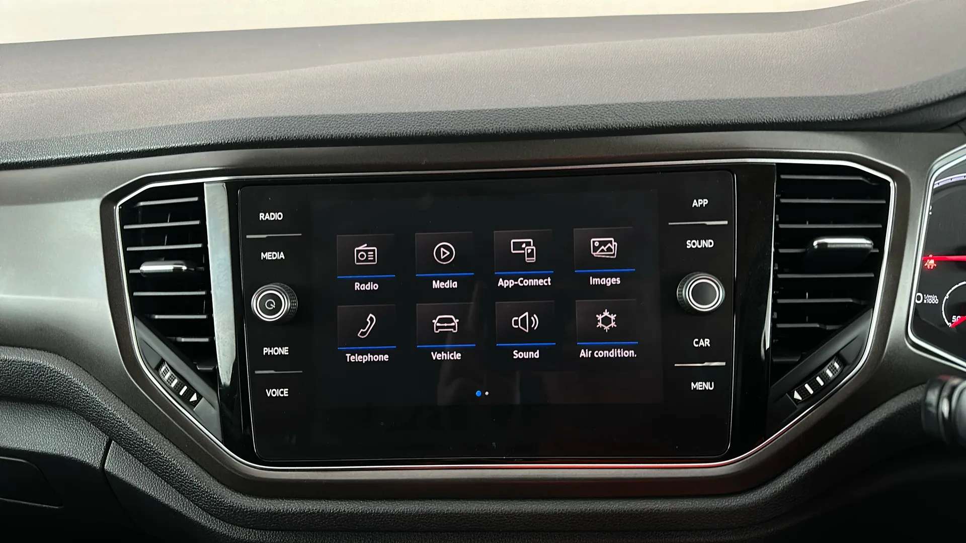 2019 VOLKSWAGEN T-ROC 2019 VOLKSWAGEN T-ROC