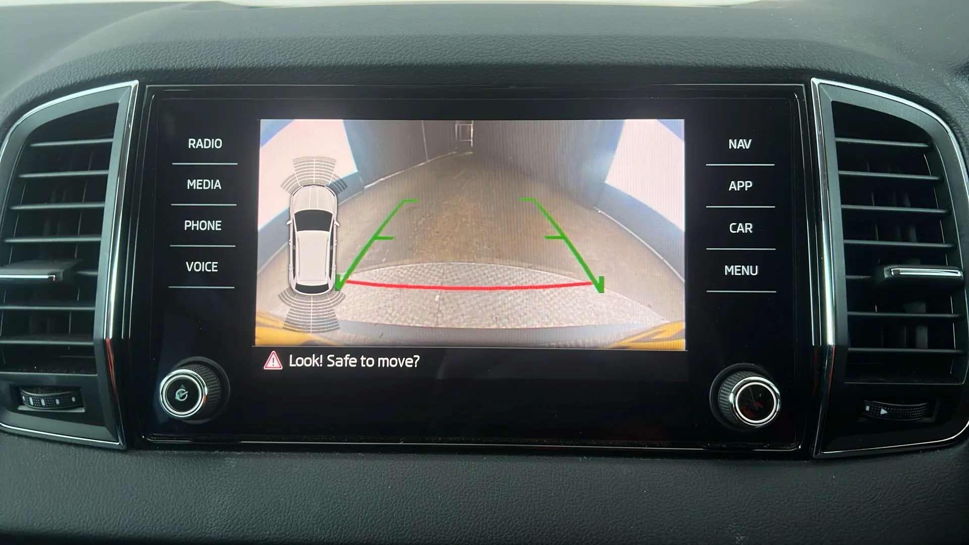 2020 SKODA KAROQ 2020 SKODA KAROQ