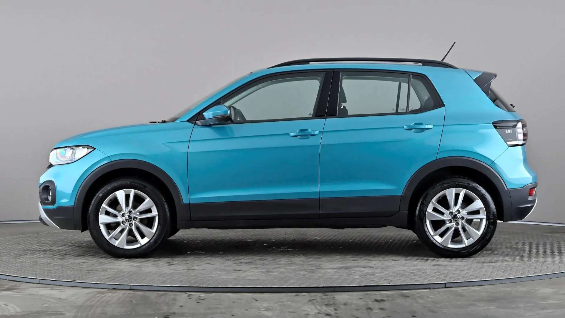 A 2023 VOLKSWAGEN T-CROSS 1.0 TSI SE A 2023 VOLKSWAGEN T-CROSS 1.0 TSI SE