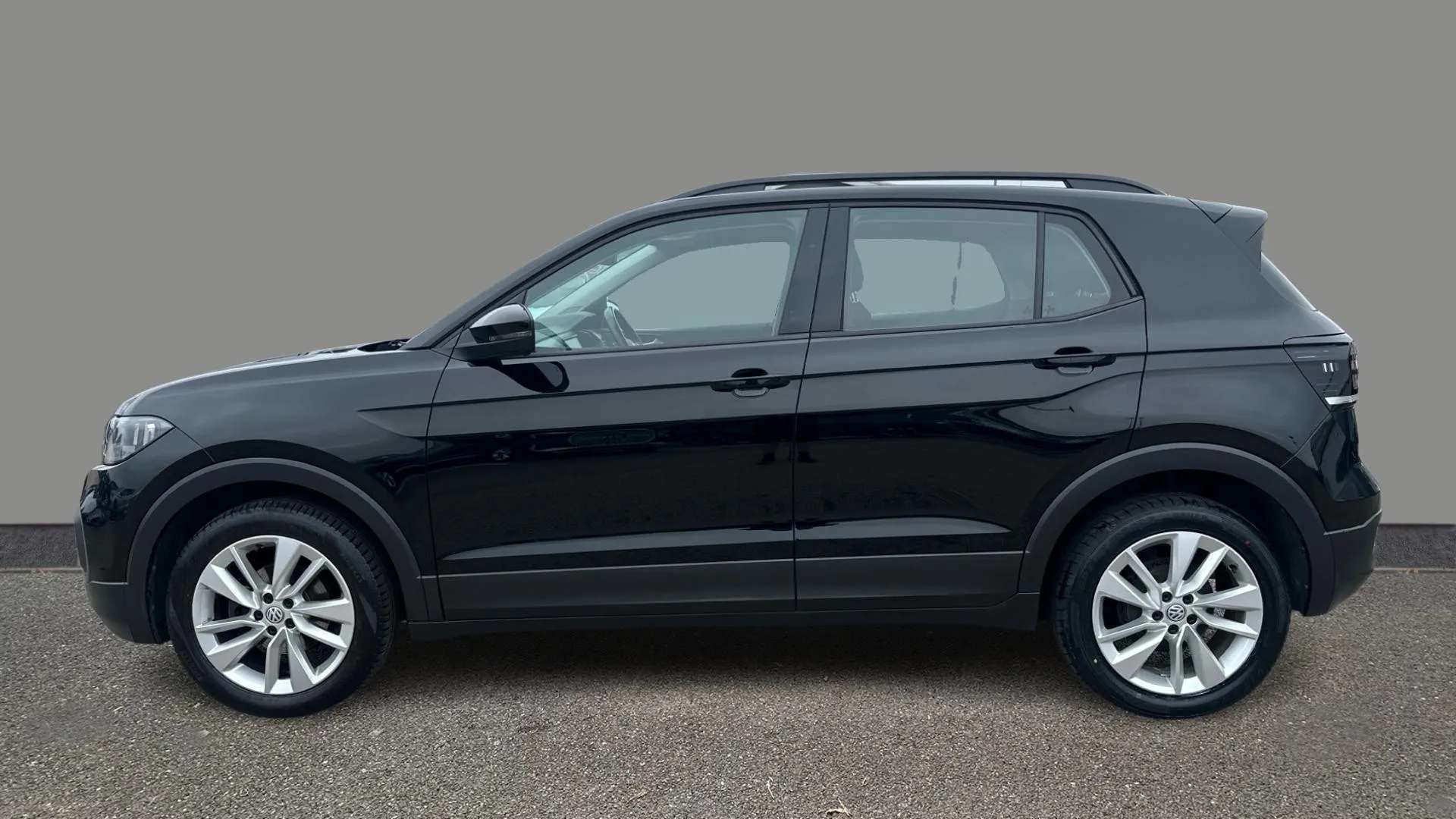 A 2019 VOLKSWAGEN T-CROSS 1.0 TSI SE A 2019 VOLKSWAGEN T-CROSS 1.0 TSI SE