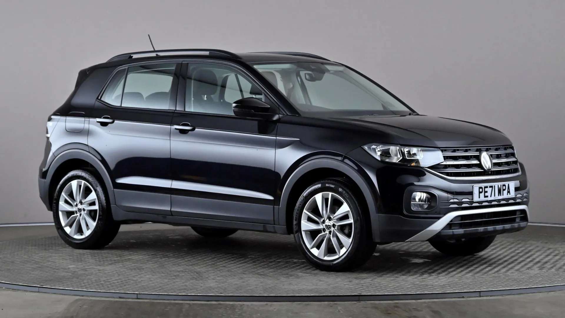 A 2021 VOLKSWAGEN T-CROSS 1.0 TSI SE A 2021 VOLKSWAGEN T-CROSS 1.0 TSI SE