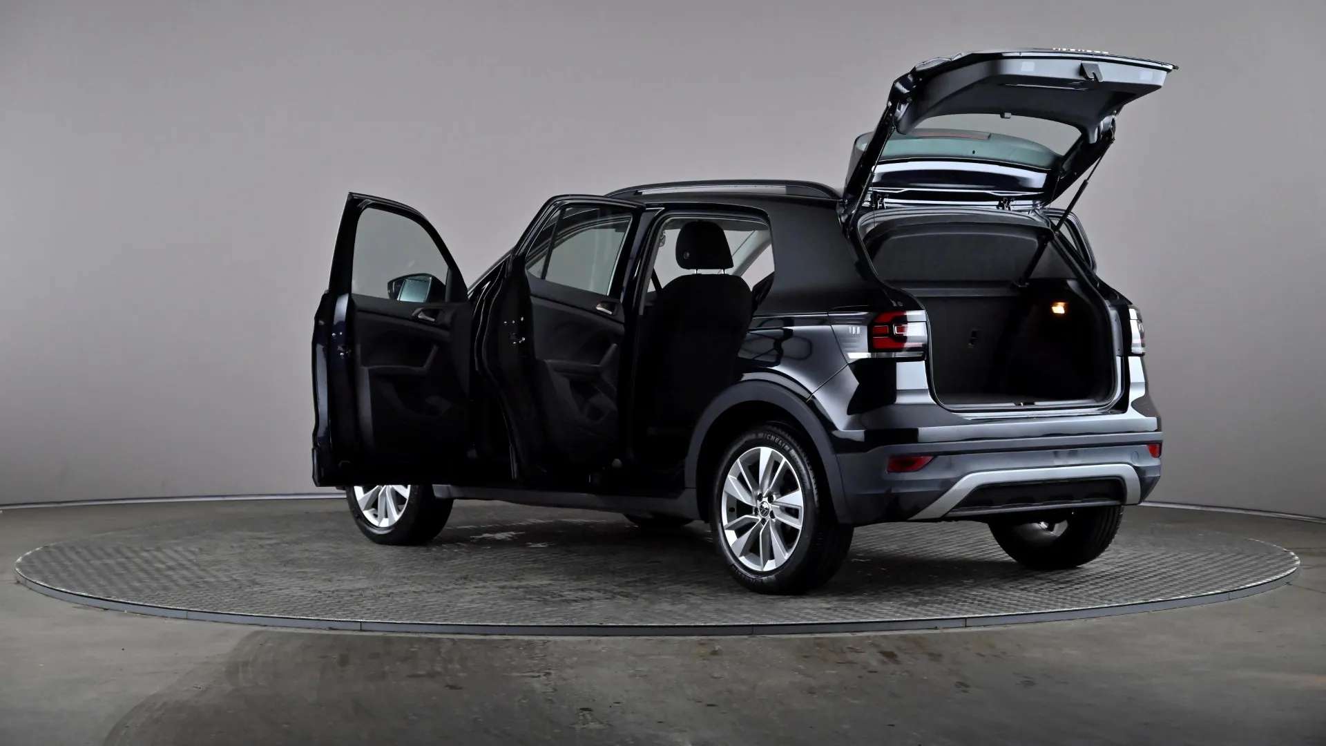 2021 VOLKSWAGEN T-CROSS 2021 VOLKSWAGEN T-CROSS