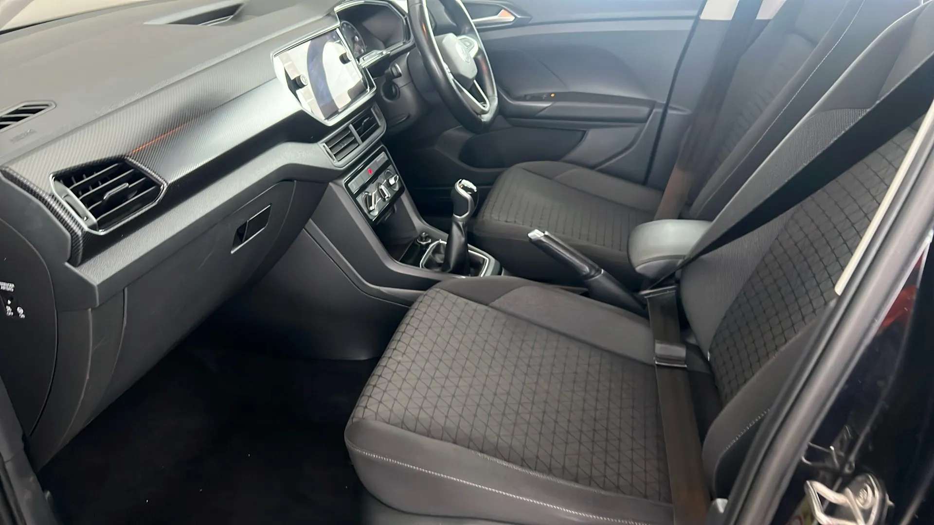 2021 VOLKSWAGEN T-CROSS 2021 VOLKSWAGEN T-CROSS