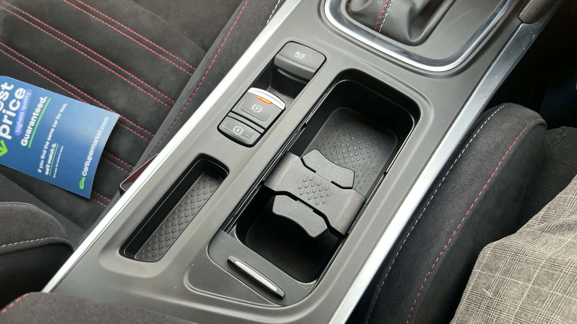 2021 RENAULT MEGANE R.S. 2021 RENAULT MEGANE R.S.