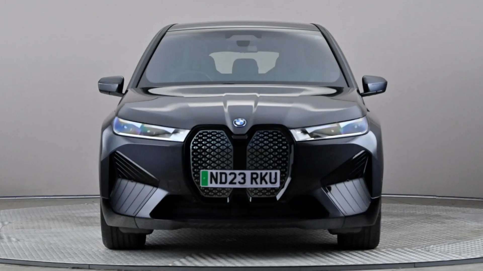 A 2023 BMW IX 240kW xDrive40 M Sport 76.6kWh Auto A 2023 BMW IX 240kW xDrive40 M Sport 76.6kWh Auto