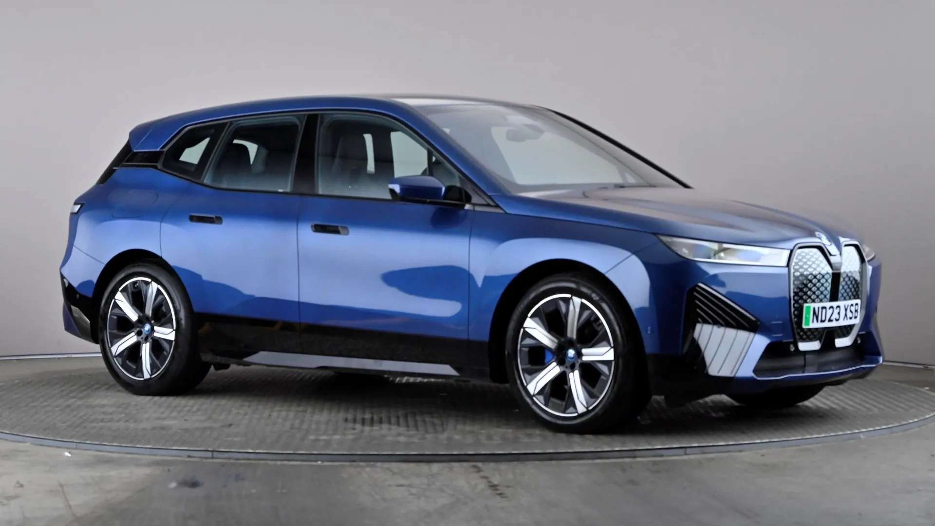 A 2023 BMW IX 240kW xDrive40 M Sport 76.6kWh Auto A 2023 BMW IX 240kW xDrive40 M Sport 76.6kWh Auto