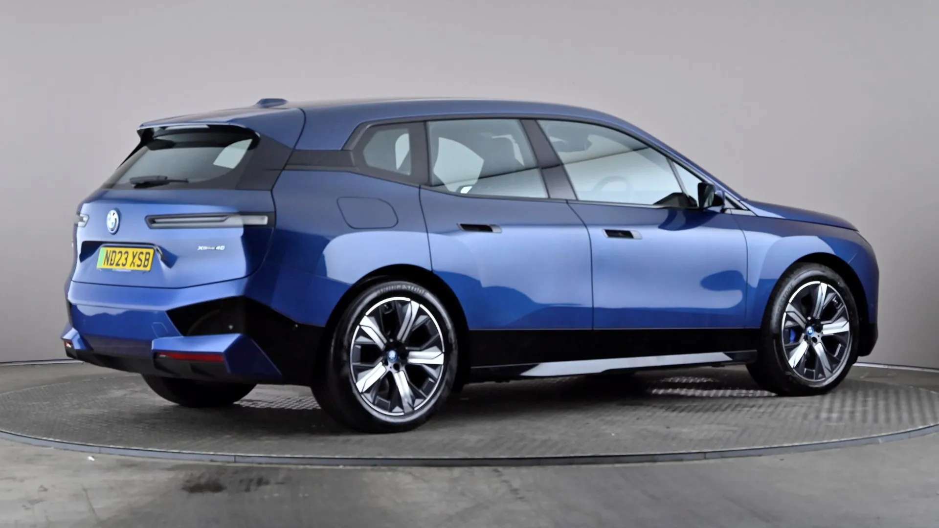 2023 BMW IX 2023 BMW IX