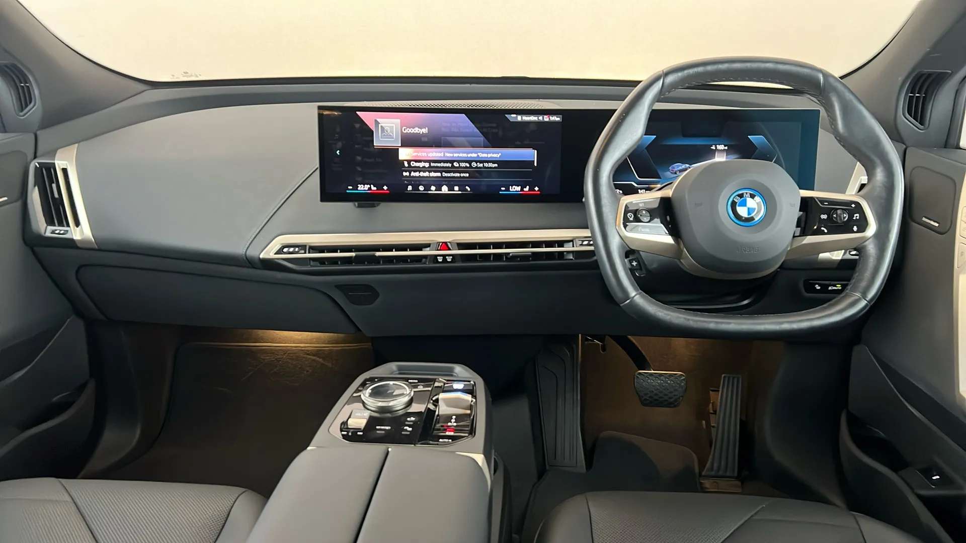 2023 BMW IX 2023 BMW IX