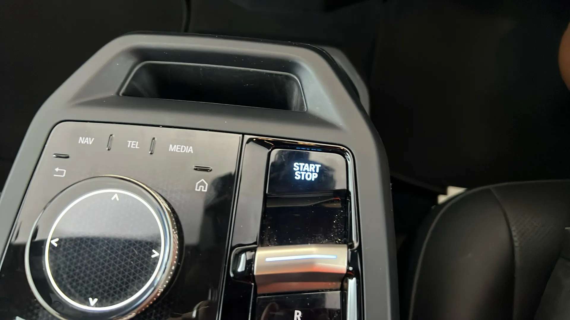 2023 BMW IX 2023 BMW IX
