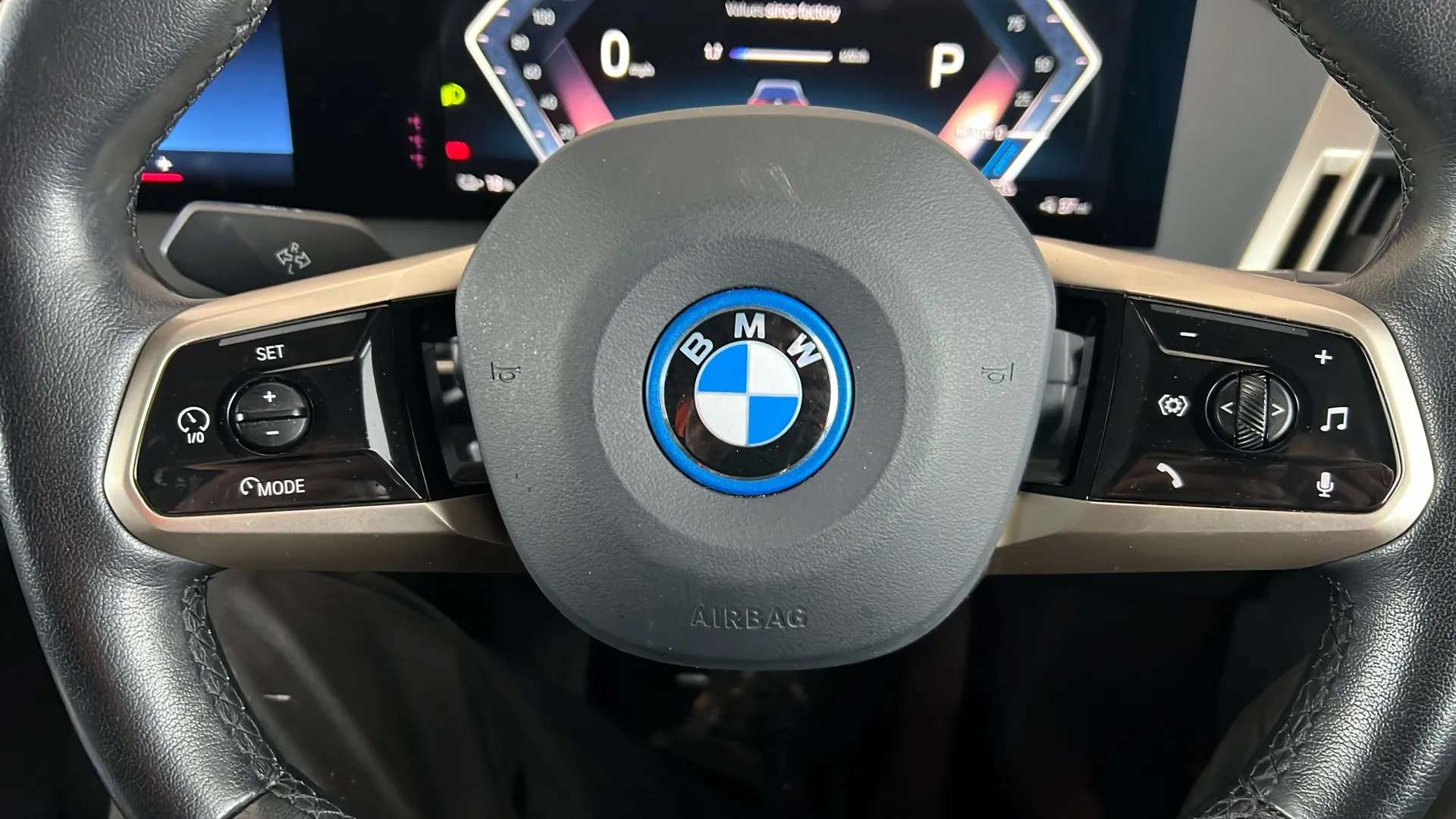 2022 BMW IX 2022 BMW IX