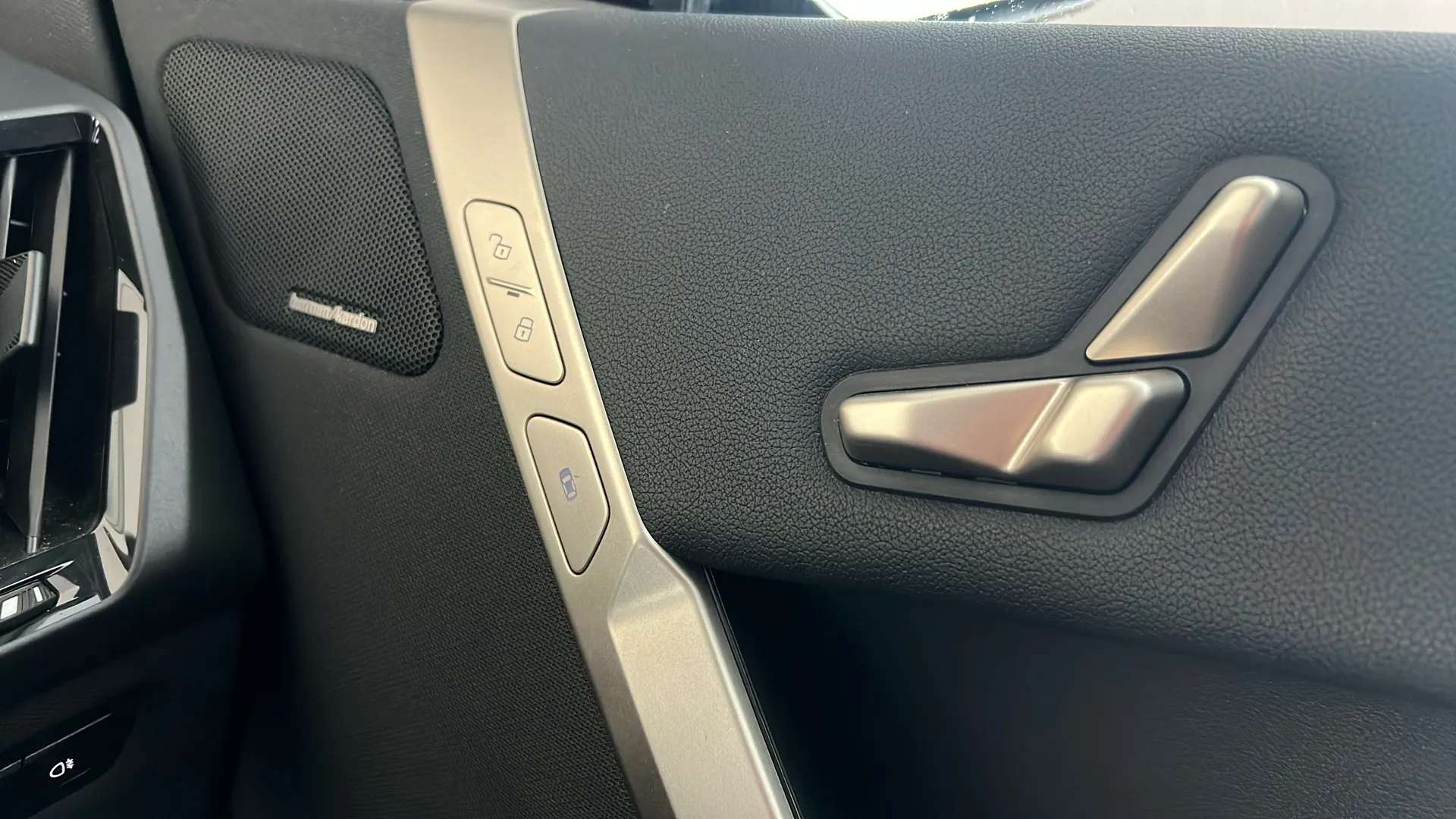 2022 BMW IX 2022 BMW IX