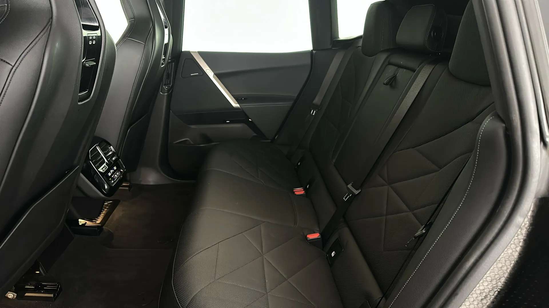 2022 BMW IX 2022 BMW IX