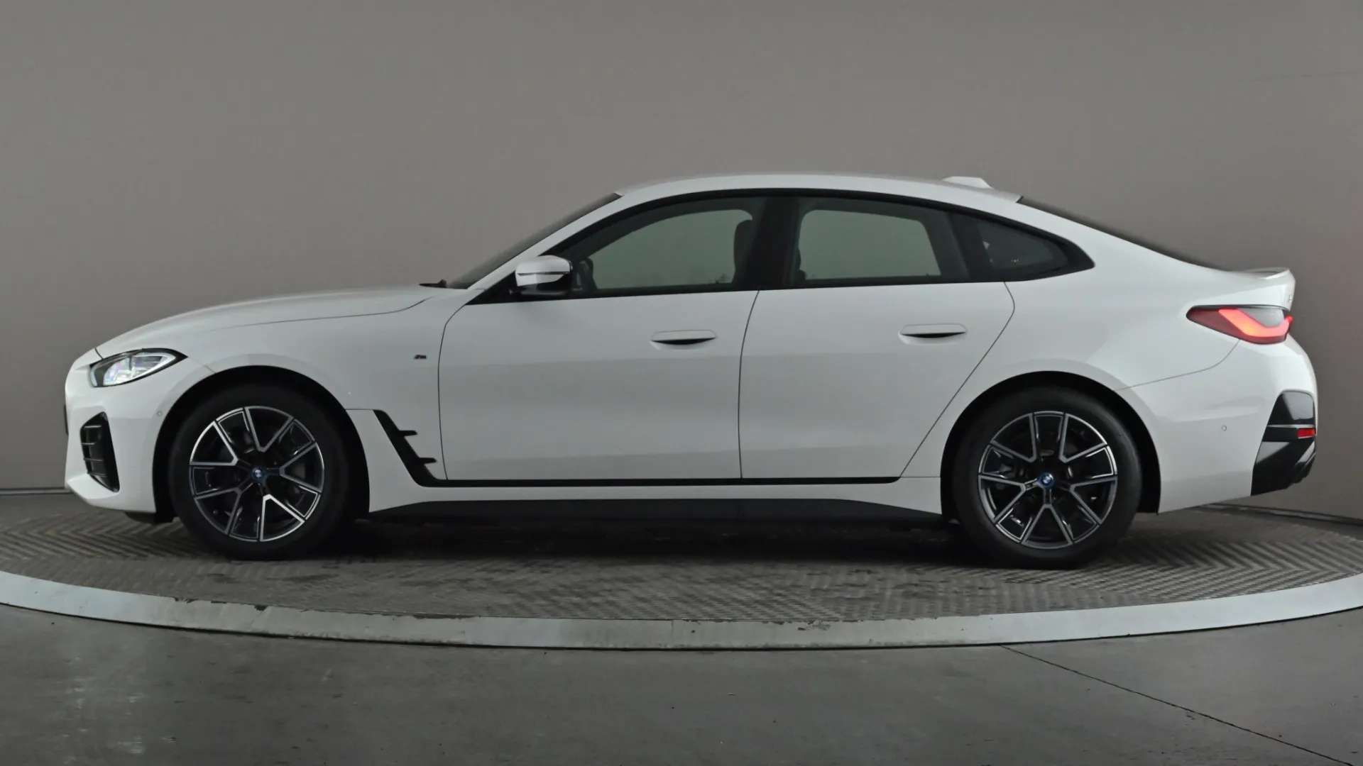 A 2023 BMW I4 250kW eDrive40 M Sport 83.9kWh Auto A 2023 BMW I4 250kW eDrive40 M Sport 83.9kWh Auto