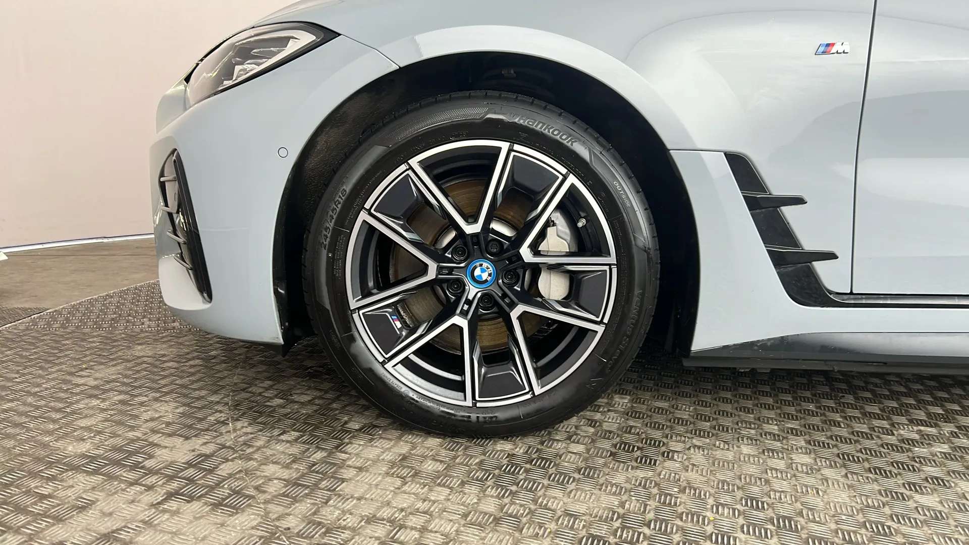 2023 BMW I4 2023 BMW I4