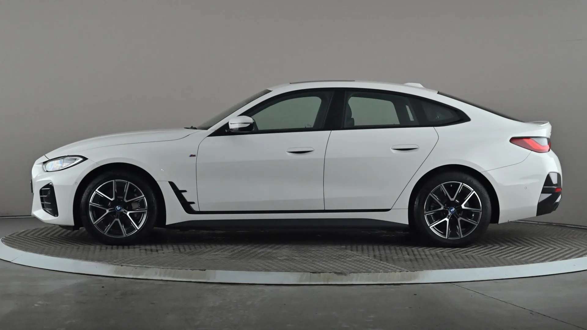 A 2022 BMW I4 250kW eDrive40 M Sport 83.9kWh Auto A 2022 BMW I4 250kW eDrive40 M Sport 83.9kWh Auto