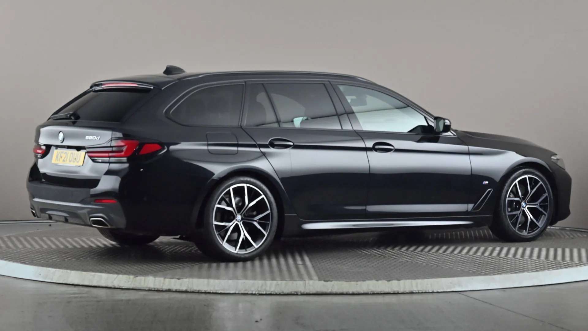 2021 BMW 5 SERIES TOURING 2021 BMW 5 SERIES TOURING