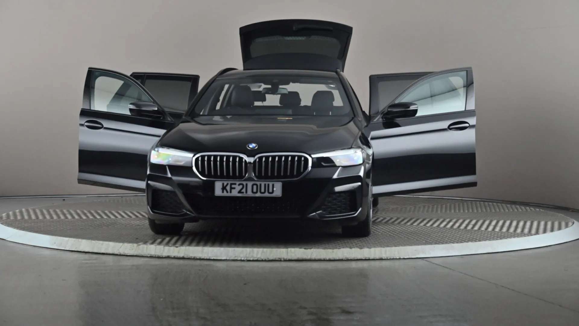 2021 BMW 5 SERIES TOURING 2021 BMW 5 SERIES TOURING