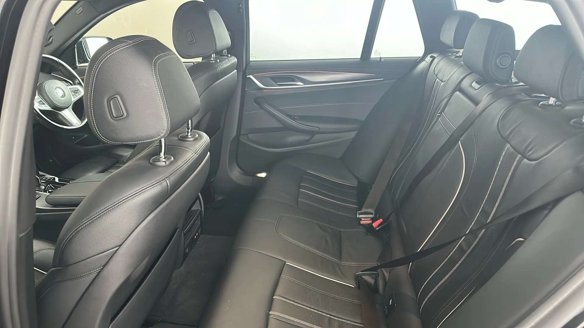 2021 BMW 5 SERIES TOURING 2021 BMW 5 SERIES TOURING