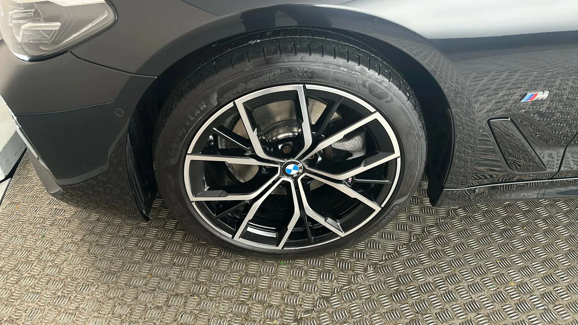 2021 BMW 5 SERIES TOURING 2021 BMW 5 SERIES TOURING