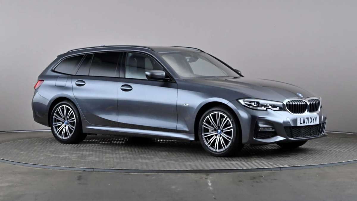 Check out this BMW 3 Series Touring 2022 Hybrid Electric Automatic