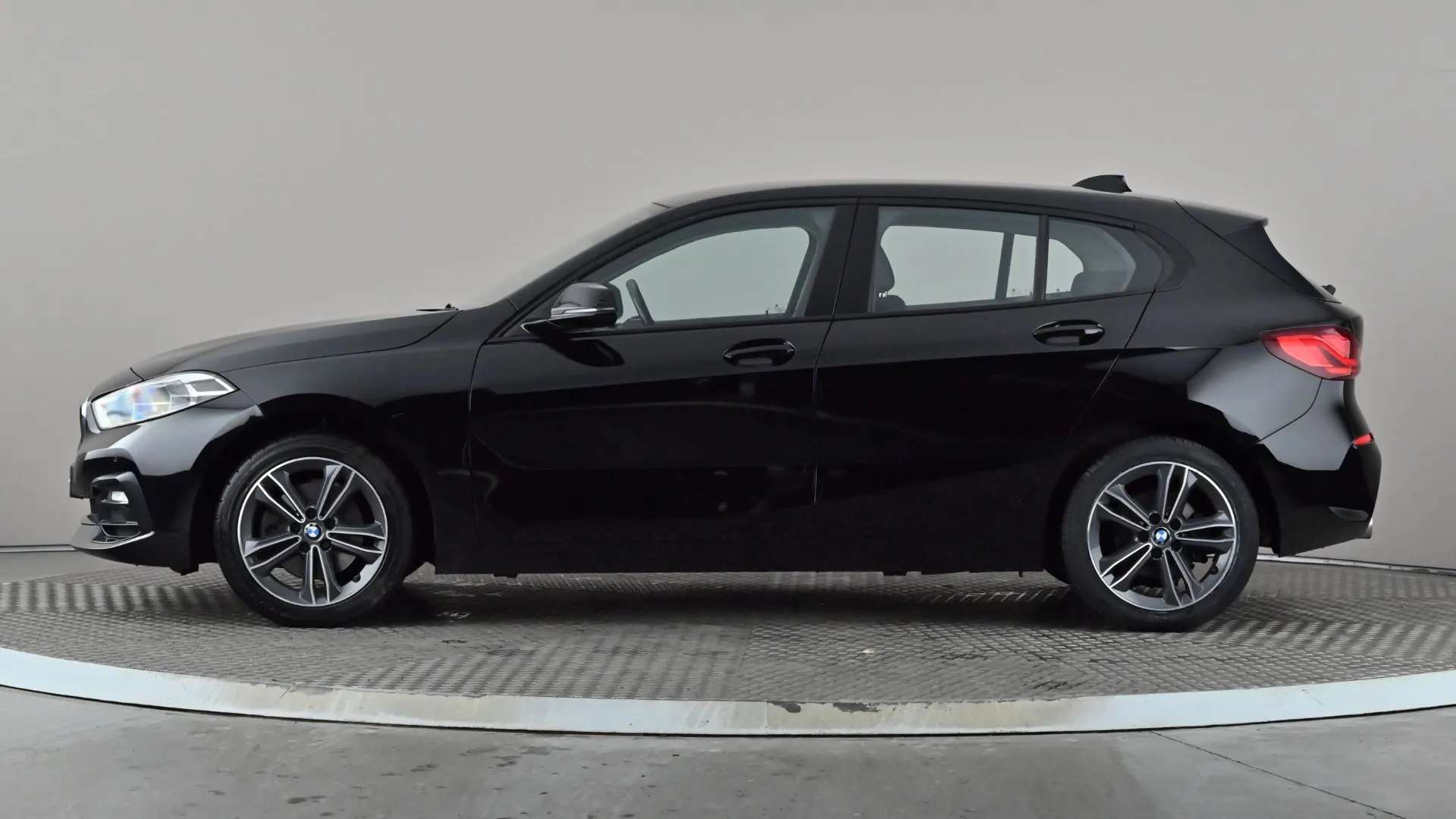 A 2020 BMW 1 SERIES 116d Sport Step Auto A 2020 BMW 1 SERIES 116d Sport Step Auto